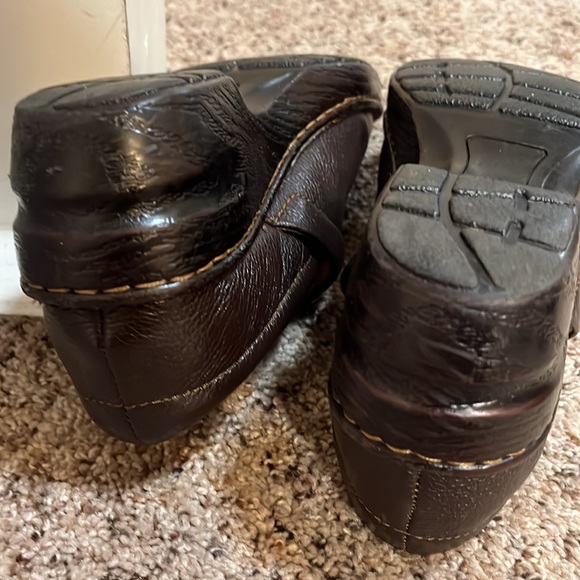 Bolo shoes, like new. Wish I could still fit them, but my feet swell. 😔 - Picture 4 of 4